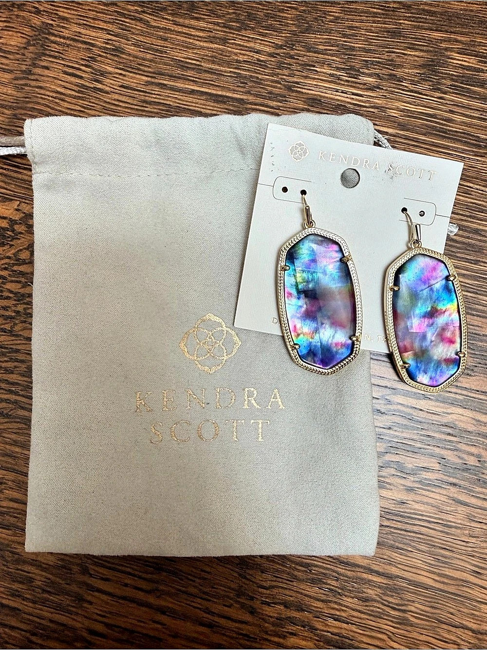 KENDRA SCOTT Danielle Teal Tie Dye Illusion Gold Drop Earrings Glass Gold-Tone - Picture 4 of 6